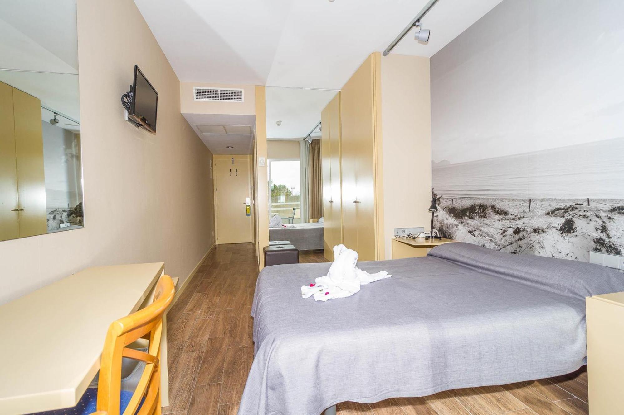 Eix Platja Daurada Hotel & Spa カン・ピカフォルト エクステリア 写真