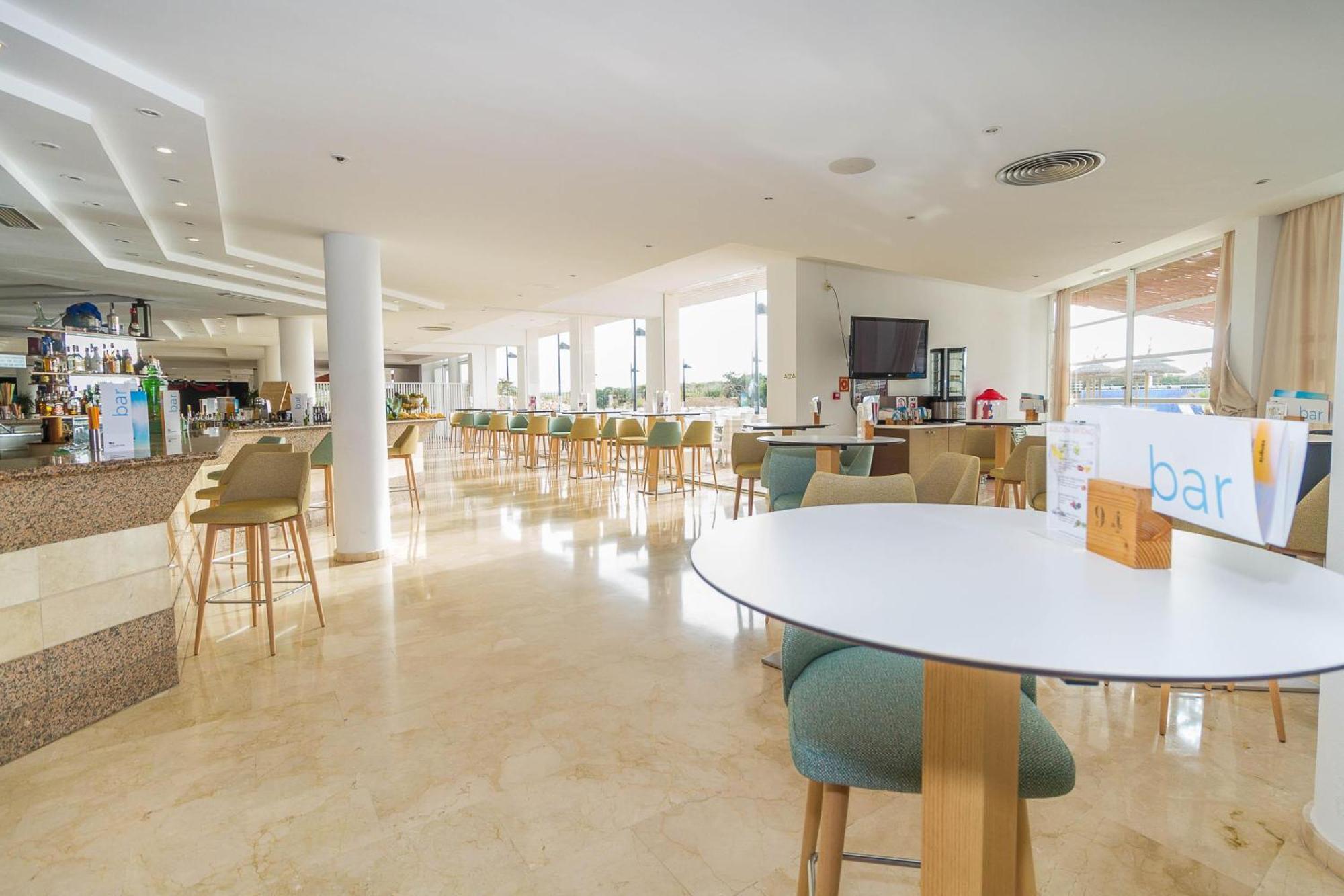 Eix Platja Daurada Hotel & Spa カン・ピカフォルト エクステリア 写真
